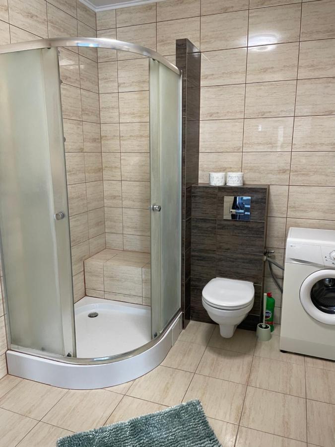 Komfortowe Studio 52 M2 W Centrum Grojca Grojec  エクステリア 写真
