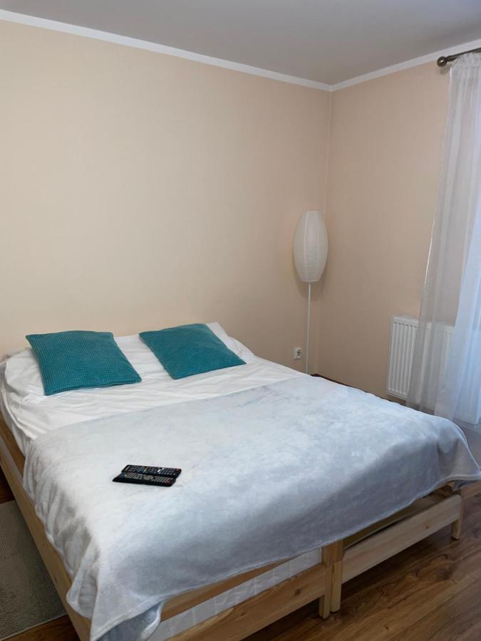 Komfortowe Studio 52 M2 W Centrum Grojca Grojec  エクステリア 写真