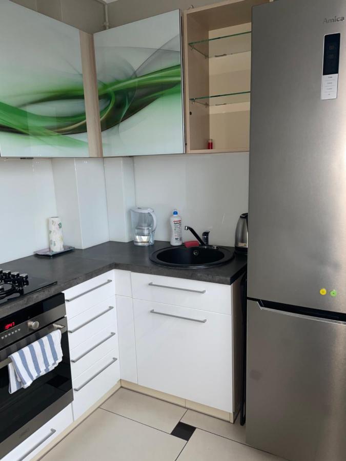 Komfortowe Studio 52 M2 W Centrum Grojca Grojec  エクステリア 写真