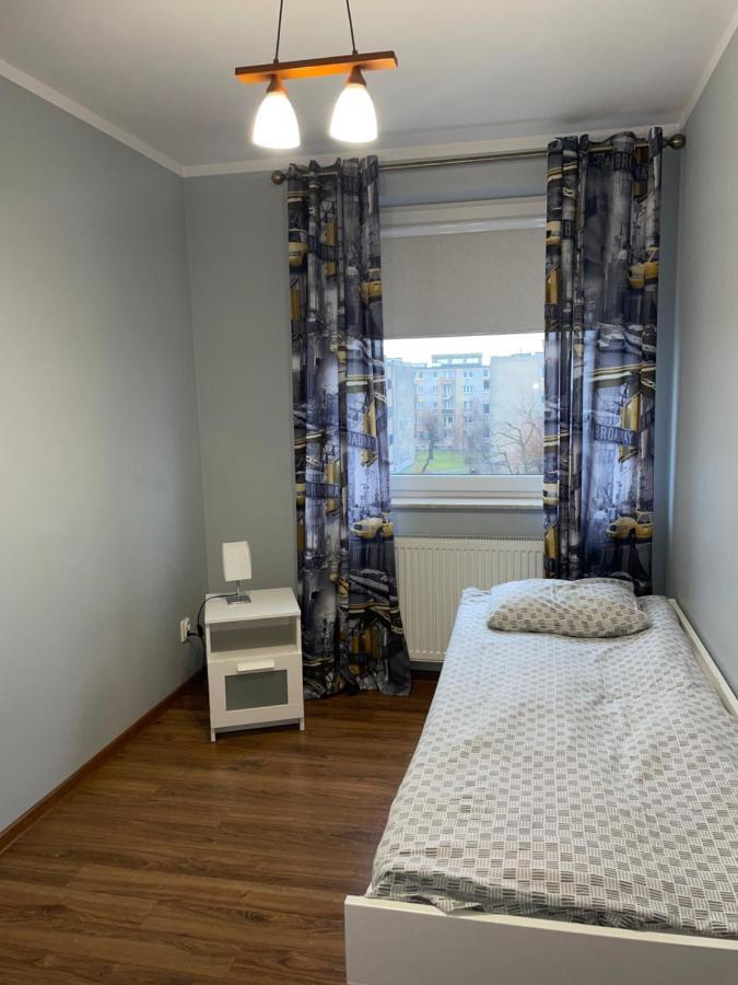 Komfortowe Studio 52 M2 W Centrum Grojca Grojec  エクステリア 写真